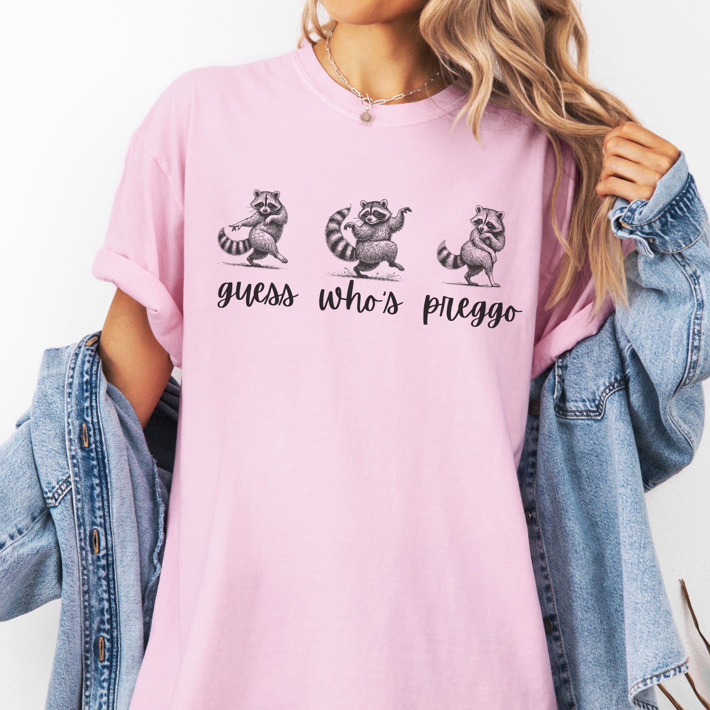Guess Who's Preggo - Funny Raccoon Pregnancy Announcement T-Shirt