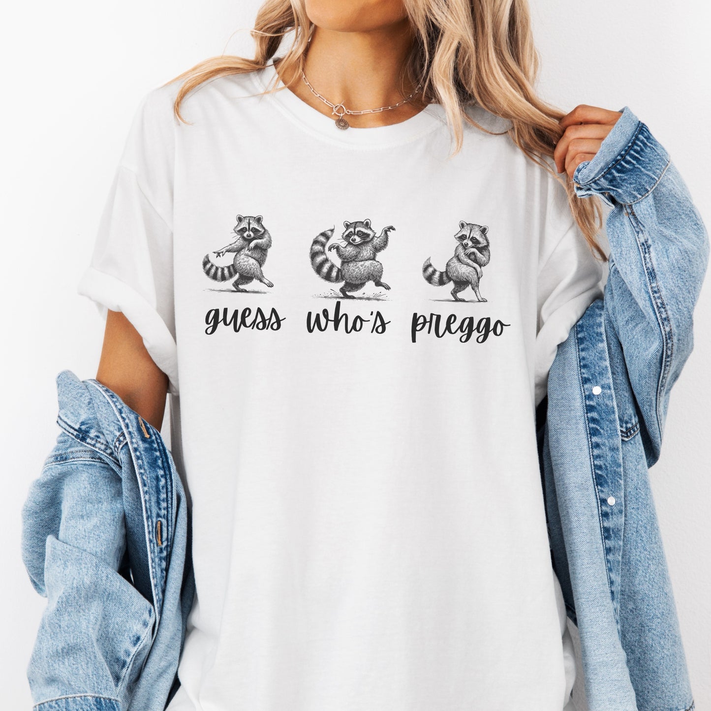 Guess Who's Preggo - Funny Raccoon Pregnancy Announcement T-Shirt